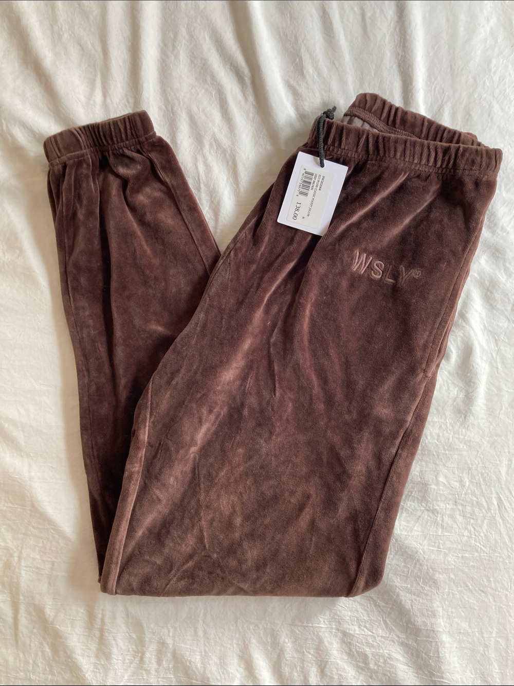 Women’s WSLY eco plush classic pocket jogger in Deep Brown Velour size M